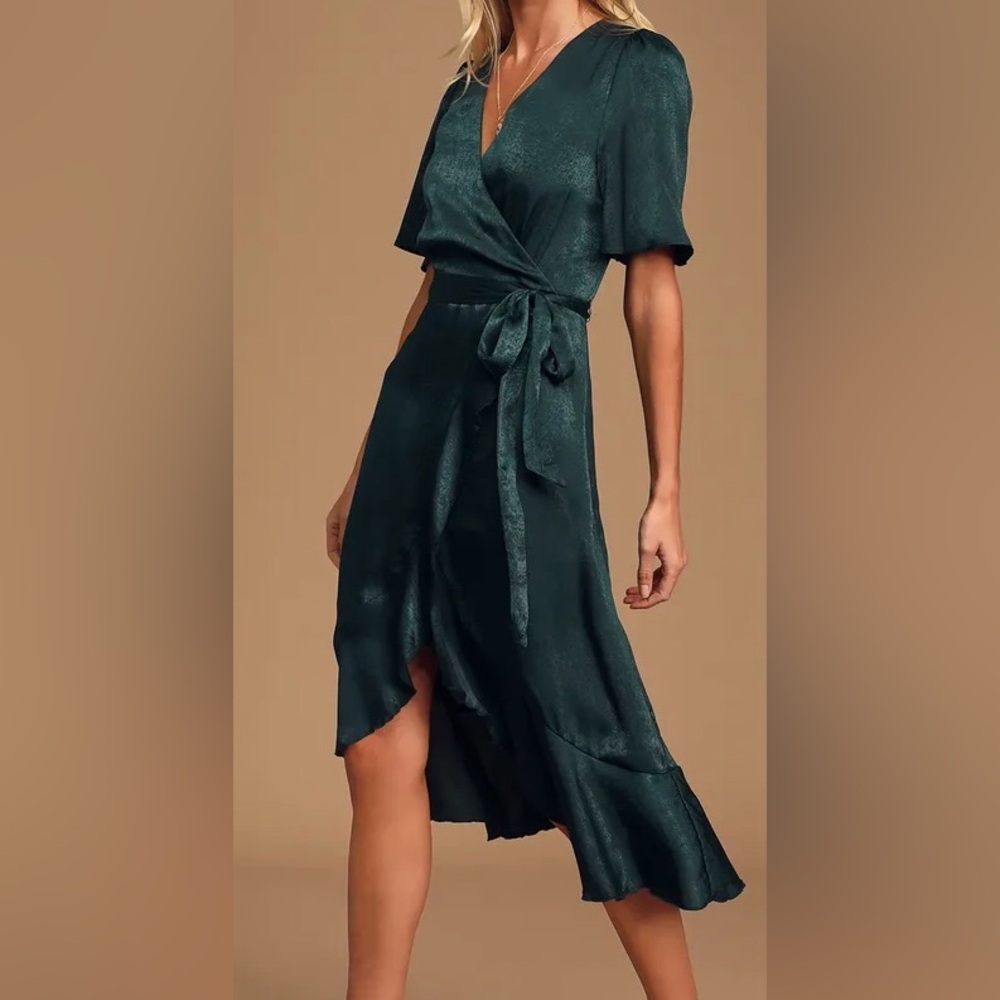Beautiful emerald green dress